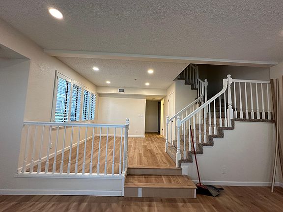5th image of 2273 Vista Del Mar
