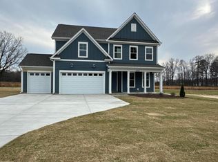 4158 Dixon Rd, Grimesland, NC 27837