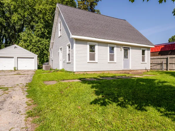 7258 2nd St, Eau Claire, MI 49111
