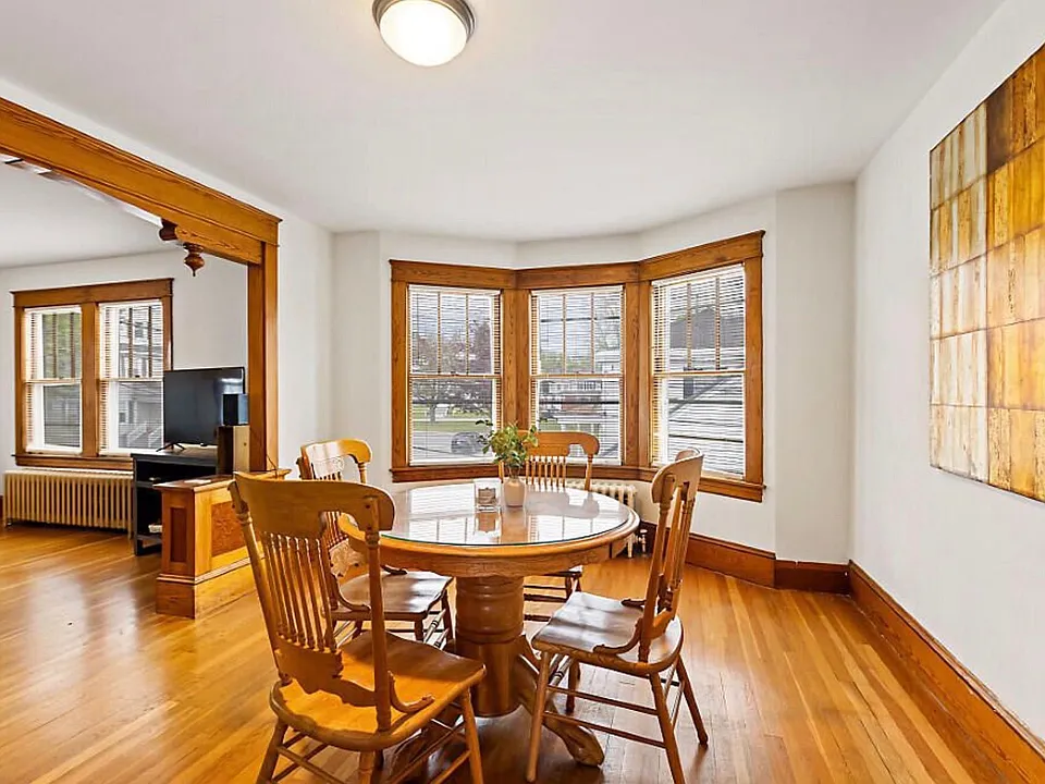 29 Sherwin St #2