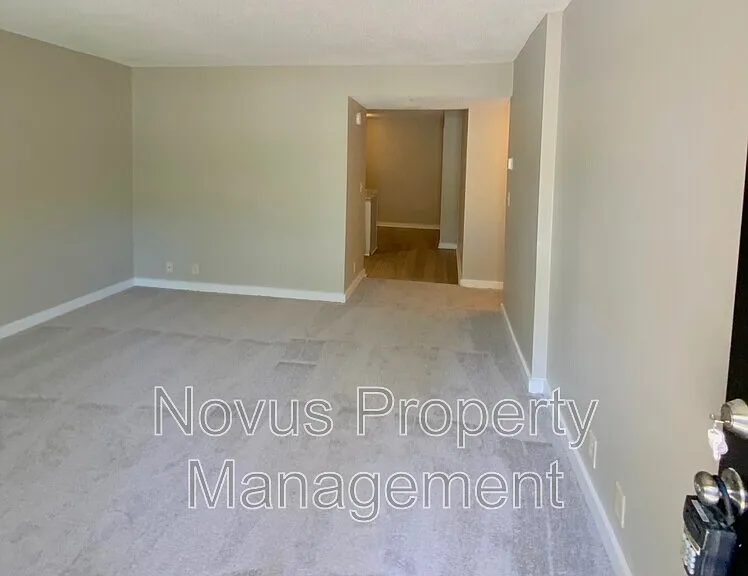 124 Bowen St #H — Photo 2