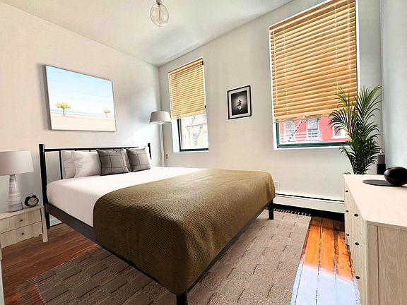5th image of 41 Grand St #1