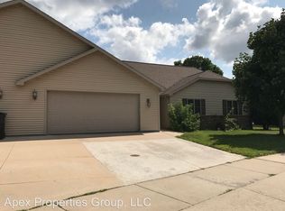 612 S Aurora Dr, Appleton, WI 54915