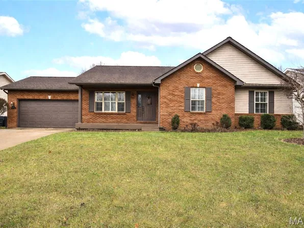 958 Northwestern Ave, Fairview Heights, IL 62208