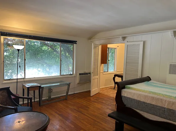 9430 Charleville Blvd APT 5, Beverly Hills, CA 90212
