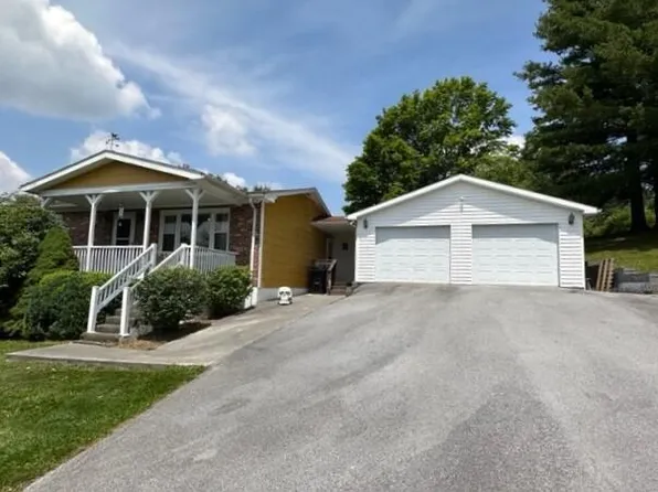 211 Sackett Rd, Princeton, WV 24739