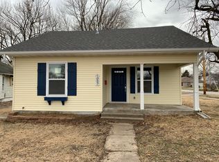 1033 N Fremont Ave, Springfield, MO 65802