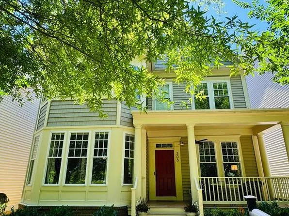 306 Trotter Farm Dr, Rockville, MD 20850