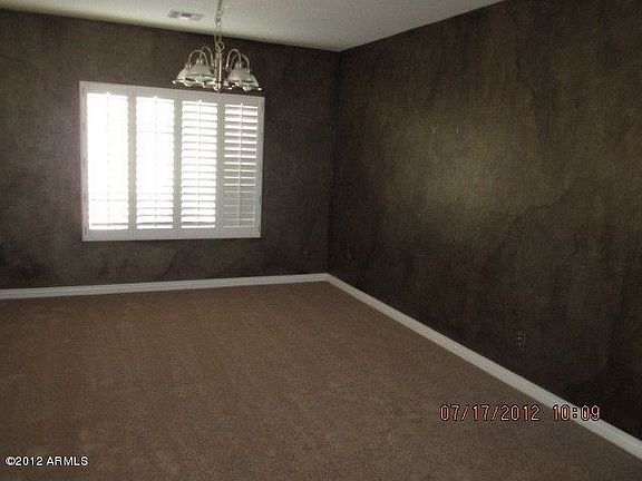 4th image of 7926 W Emory Ln