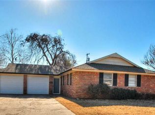 7604 NW 29th St, Bethany, OK 73008