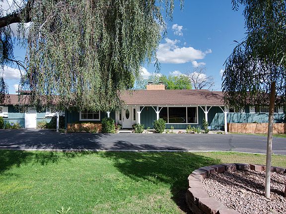 2nd image of 1101 N Stapley Dr