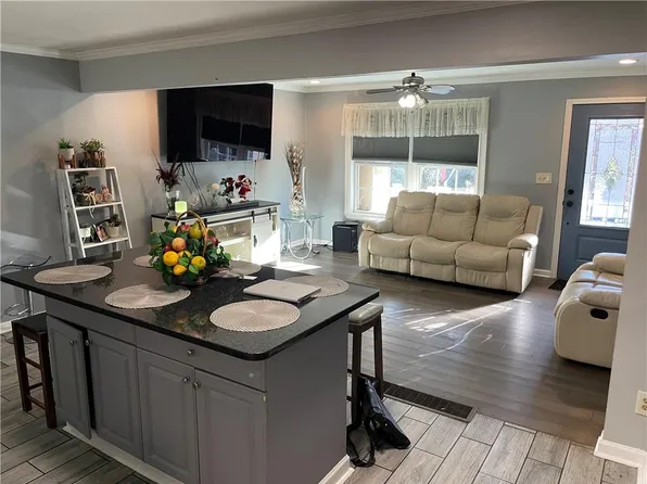 3639 Groovers Lake Rd, Lithia Springs, GA 30122