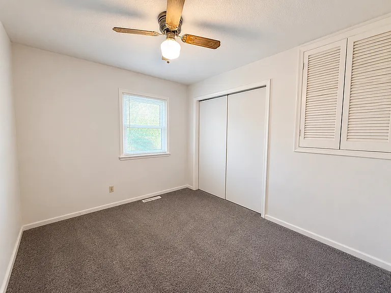 6239 SW Wanamaker Rd — Photo 19