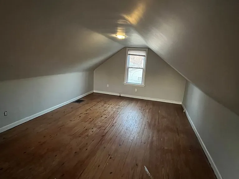 701 Elizabeth Ave — Photo 15