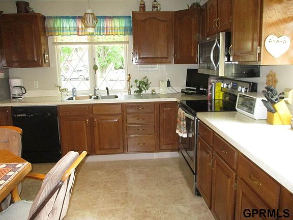 3rd image of 609 Glenhaven Dr