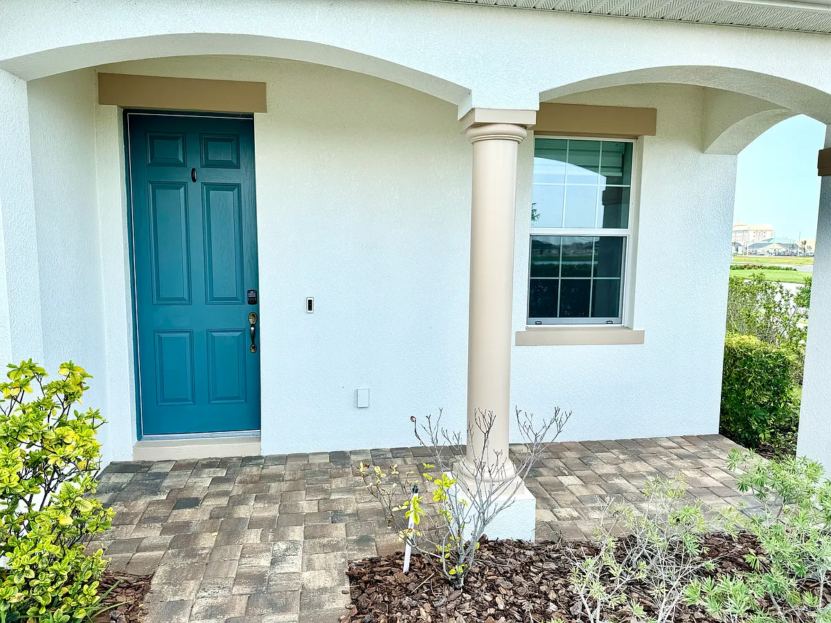 Building Photo - 2606 Spur Dr