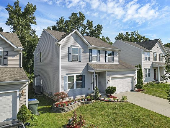 3rd image of 6972 Shady Rock Ln