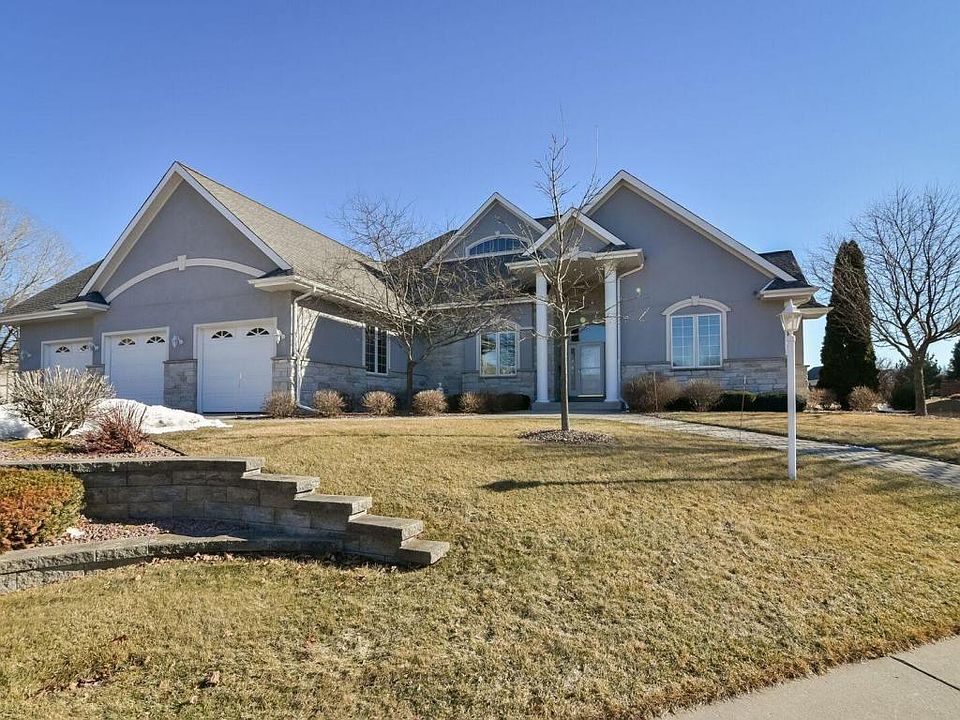 1st image of W53N1090 Hawthorne Ln