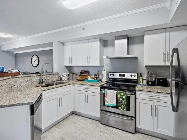 4240 San Marino Boulevard #102, West Palm Beach, FL 33409