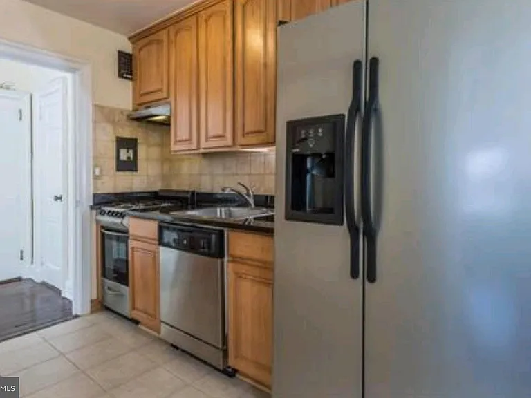 25 Palmer Sq W #G — Photo 15