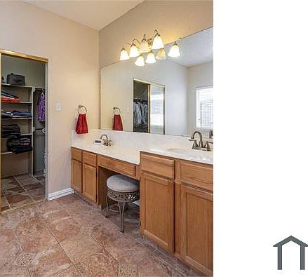 3rd image of 2132 Walden Pl