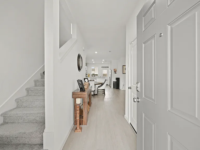 26235 Arrowleaf Dr — Photo 4