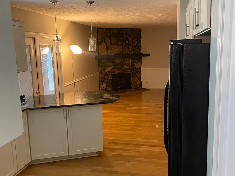 814 Gayle St — Photo 10