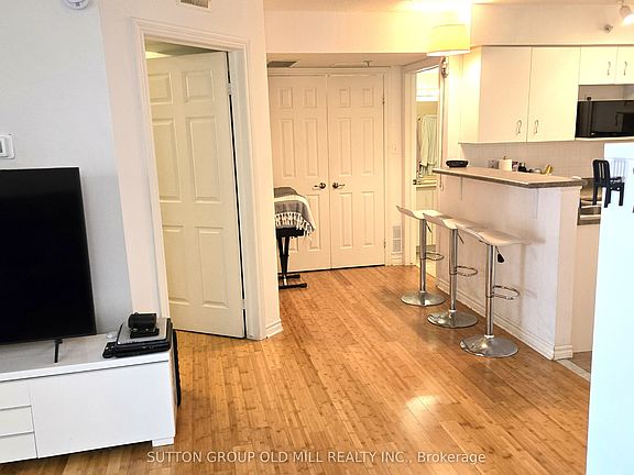 4th image of 1470 Bishops Gate #208