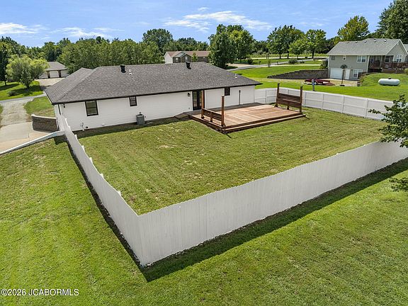 4th image of 11021 Maple Leaf Ln