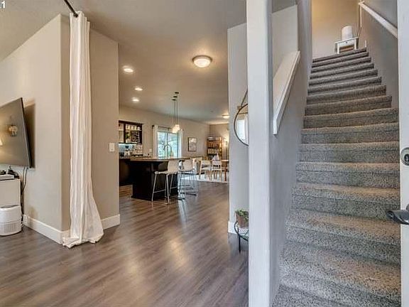 3rd image of 2716 NE 144th Ct