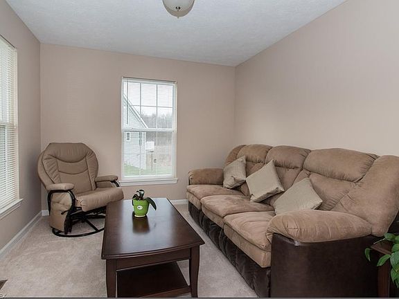 5th image of 7620 Willow Ln