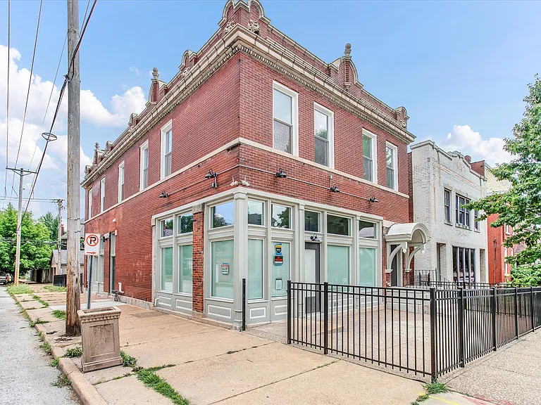 3500 Magnolia Ave #2R — Photo 19