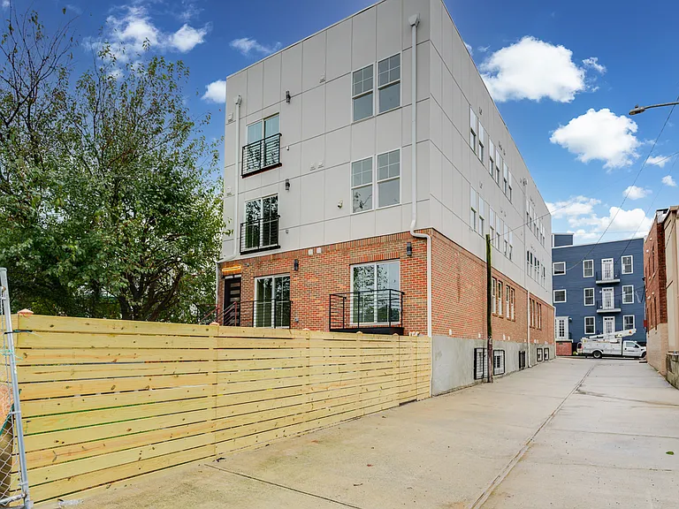 2230 Nicholson St SE #5 — Photo 21