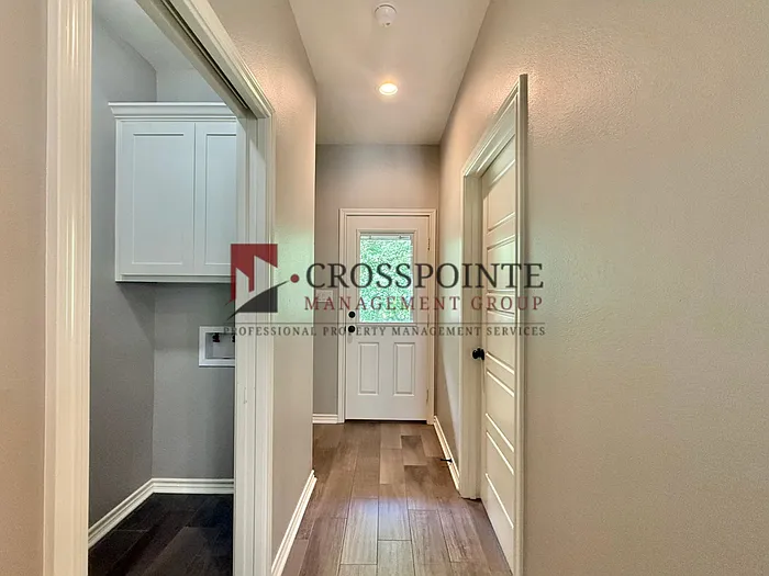 16172 Echo Glen Dr — Photo 10