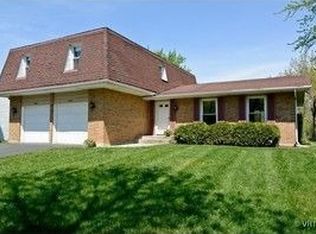 1520 Bolson Dr, Downers Grove, IL 60516