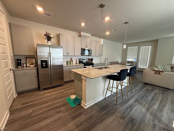4th image of 4112 Good Vineyard Ln