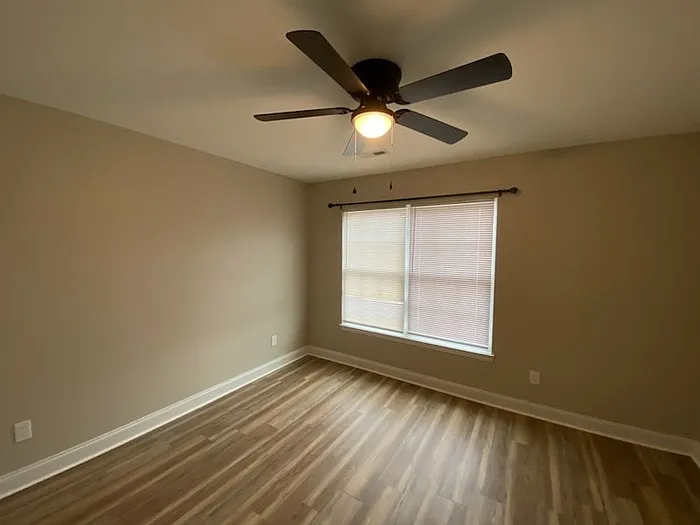 1472 B St #1472 — Photo 17