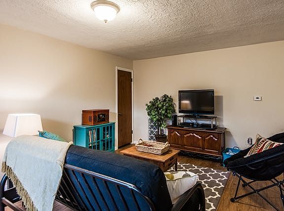 2nd image of 1203 S McClelland St APT 3
