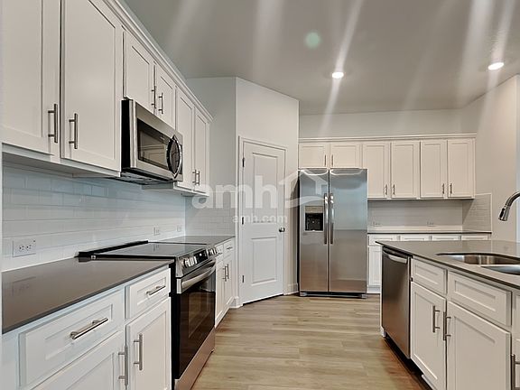 4th image of 37941 Dusty Saddle Ln