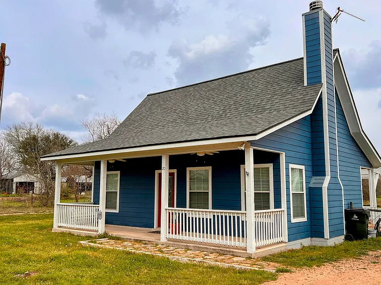 20 Mesquite St — Photo 1
