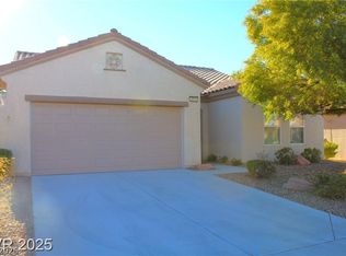 2212 Sawtooth Mountain Dr, Henderson, NV 89044
