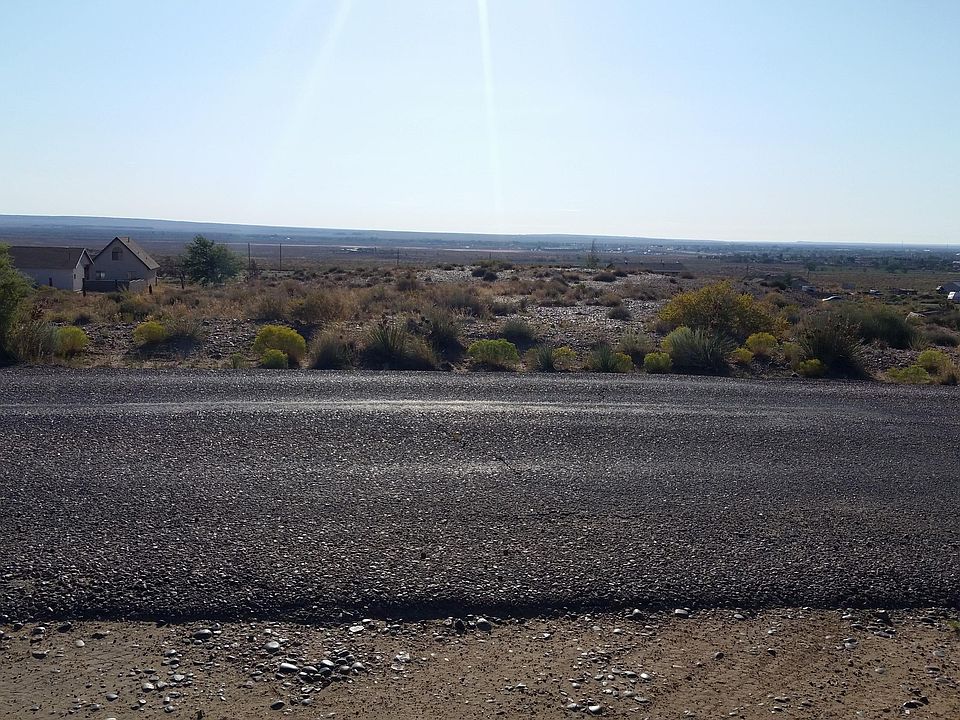 2nd image of 3000 Scenic View Dr