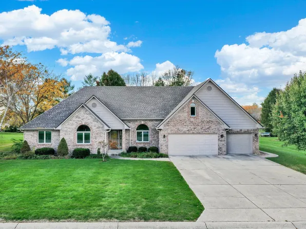 4768 S Grassy Ct, New Palestine, IN 46163