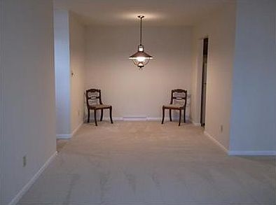 3rd image of 2109 Coventry Trl APT B