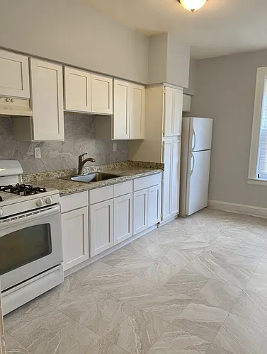 62-64 Wakeman Ave #3 Photo 1
