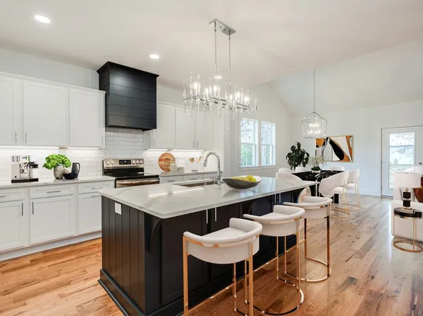 335B McKennell Dr, Nashville, TN 37206