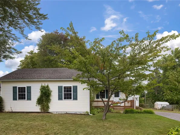3230 W 39th St, Erie, PA 16506