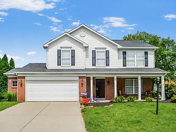 505 Country Walk Dr, Brownsburg, IN 46112