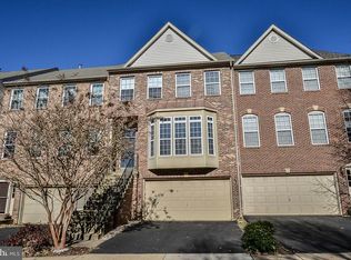 12436 Casbeer Dr, Fairfax, VA 22033