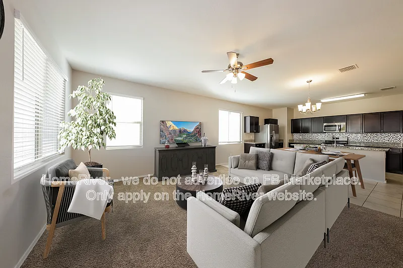 4 bed, 2.0 bath, 1712 sqft, $1,895 — Photo 4